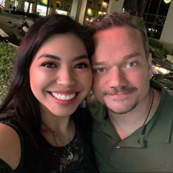 Meet your Posher, Jennifer - Picture 2 of 16